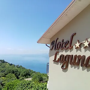 3* Hotel Laguna